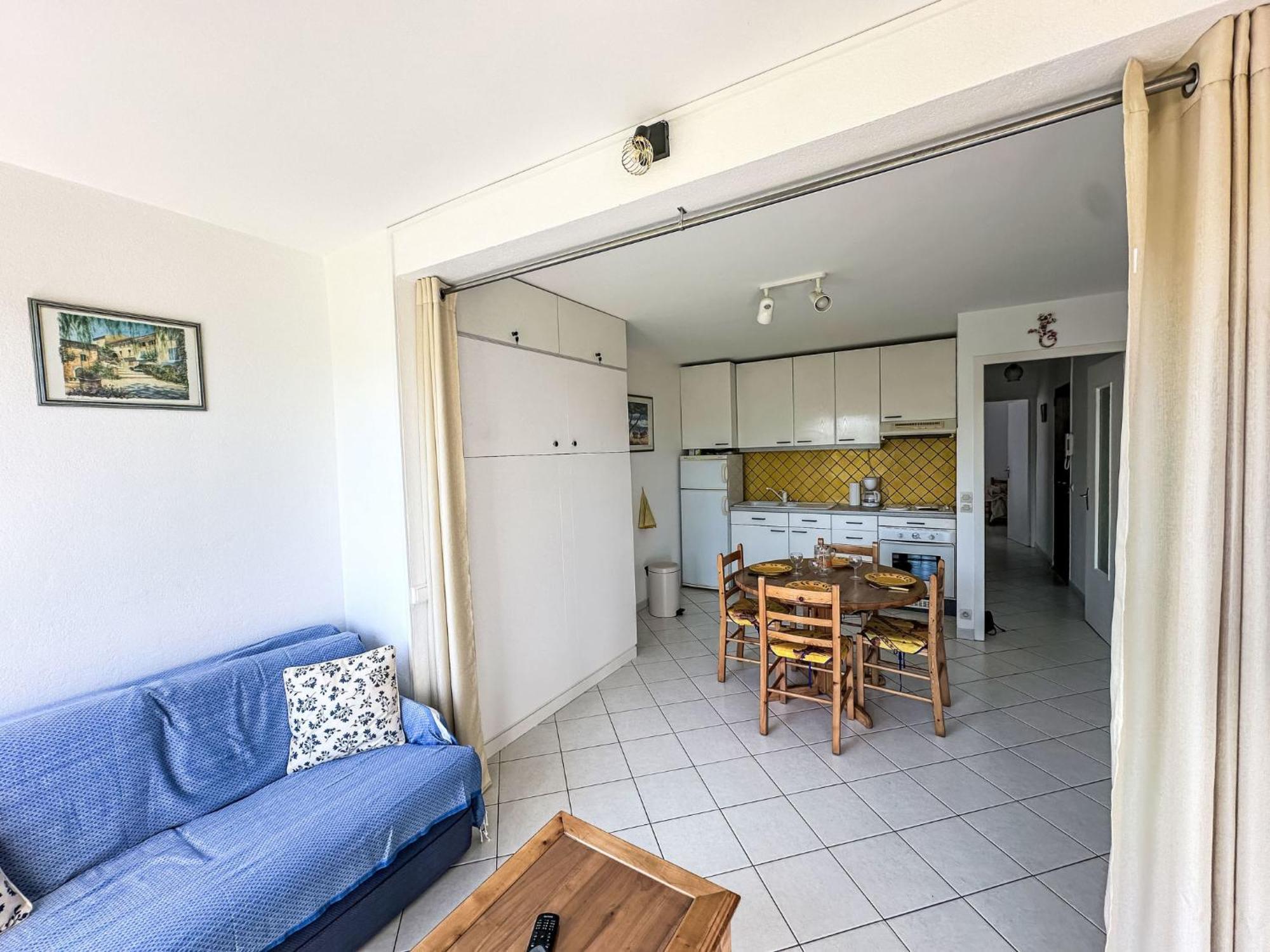 Apartment Les Roses Lauriers Le Lavandou Extérieur photo